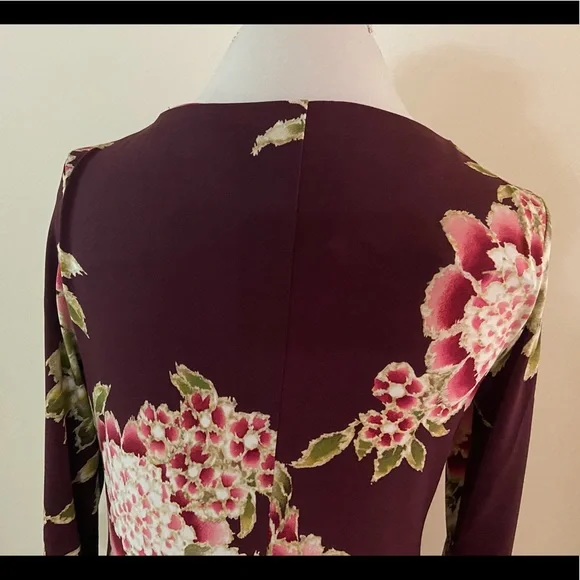 😍BEAUTIFUL Burgundy Dress w/Flower Print - Picture 6 of 6